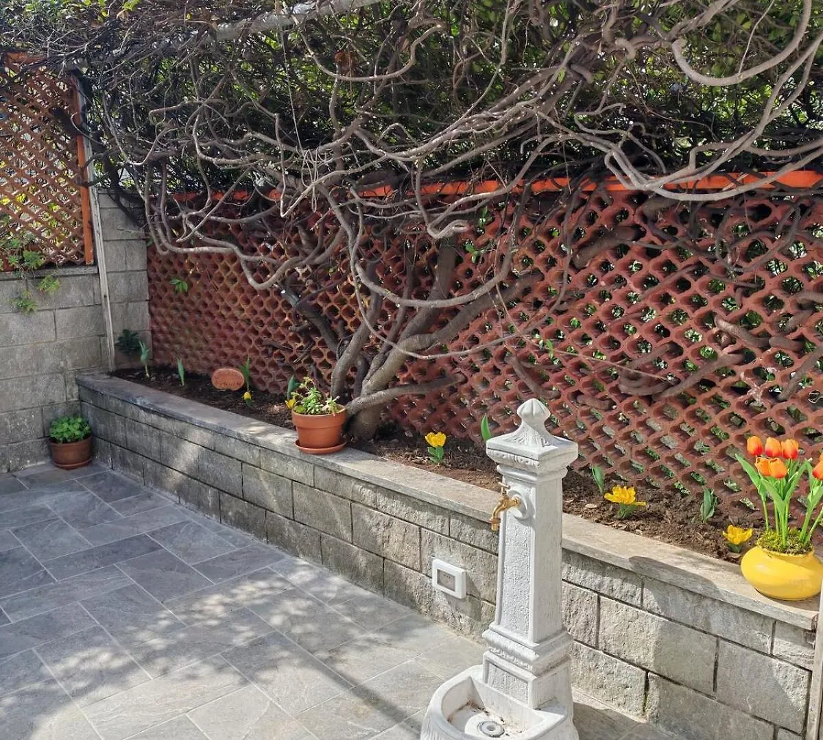 Casa Vacanze Il Tulipano Cerro  Włochy